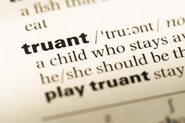 Eski İngilizce sözlük sayfası word okul kaçağı ile yakın çekim