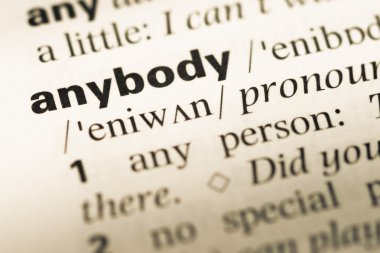 Word ile eski İngilizce sözlük sayfasının kimseye yakın çekim