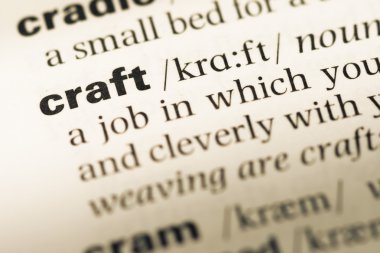 Eski İngilizce sözlük sayfası word craft ile yakın çekim