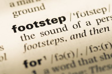 Eski İngilizce sözlük sayfası word ayak sesi ile yakın çekim