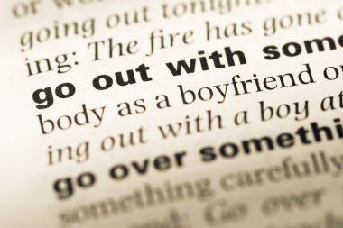 Yakın eski İngilizce sözlük sayfası word ile çıkmak ile