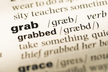 Eski İngilizce sözlük sayfası word kepçe ile yakın çekim