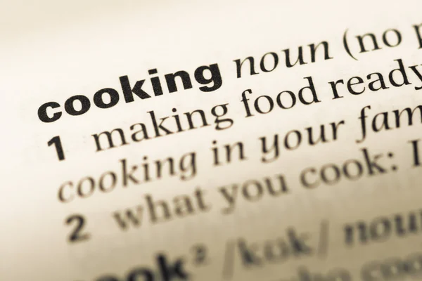 Fechar a página do dicionário de Inglês antigo com palavra cozinhar — Fotografia de Stock