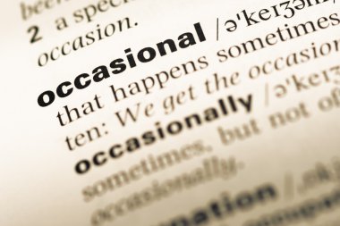 Kelime ara sıra ile eski İngilizce sözlük sayfasının yakın çekim