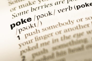 Eski İngilizce sözlük sayfası word poke ile yakın çekim