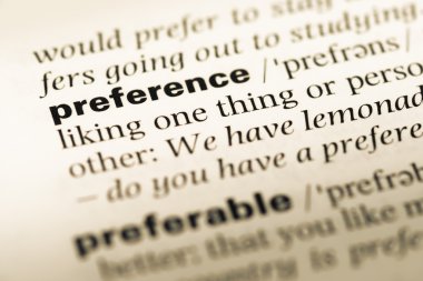 Kelime tercihi olan eski İngilizce sözlük sayfasının yakın çekim