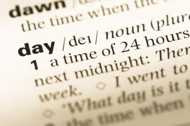 Eski İngilizce sözlük sayfası kelime gün ile yakın çekim