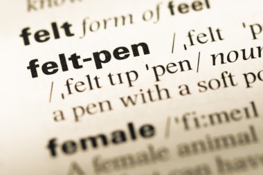 Eski İngilizce sözlük sayfası word keçeli kalemle kapat