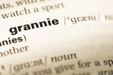 Eski İngilizce sözlük sayfası word anneanne ile yakın çekim