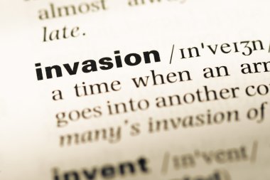 Eski İngilizce sözlük sayfası word invaze olan yakın çekim