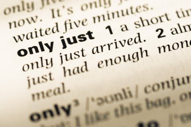 Daha yeni kelime ile eski İngilizce sözlük sayfasının kapat