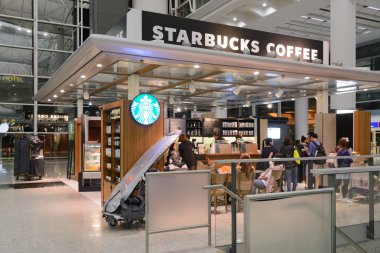 HONG KONG- APRIL 8: Starbucks Coffee coffeehouse on April 8, 2014 in Hong Kong. Starbucks is the largest coffeehouse company in the world, with 19,435 stores in 58 countries (2012).