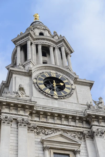 Torre del reloj de la Catedral de San Pablo en Londres Inglaterra Reino Unido —  Fotos de Stock