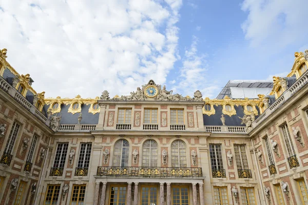 Facade of Versailles Palace in Ile de France — Stock Photo, Image