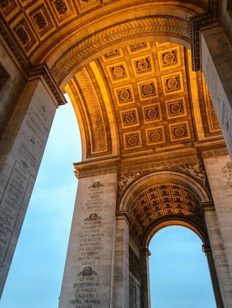 Seitenansicht Des Triumphbogens Bei Winterlichem Sonnenuntergang Triumphbogen Von Paris — Stockfoto