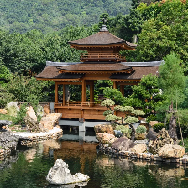 Orientální pavilon absolutní dokonalosti v Nan Lian Garden, Chi Lin Nunnery, Hong Kong — Stock fotografie