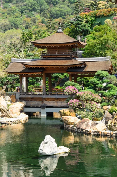 Orientální pavilon absolutní dokonalosti v Nan Lian Garden, Chi Lin Nunnery, Hong Kong — Stock fotografie