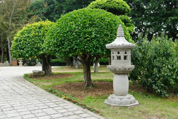 Japanese Stone Lantern Garden — Stock Photo, Image