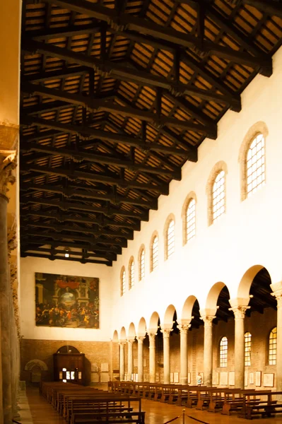 Inre av San Giovanni Evangelista kyrka — Stockfoto
