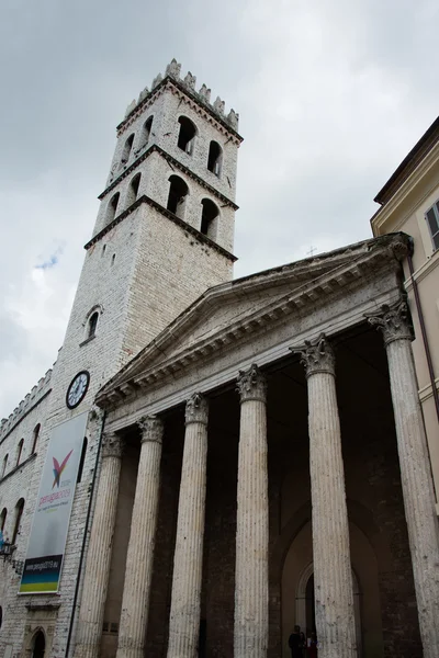 Chrám Minerva v Assisi — Stock fotografie