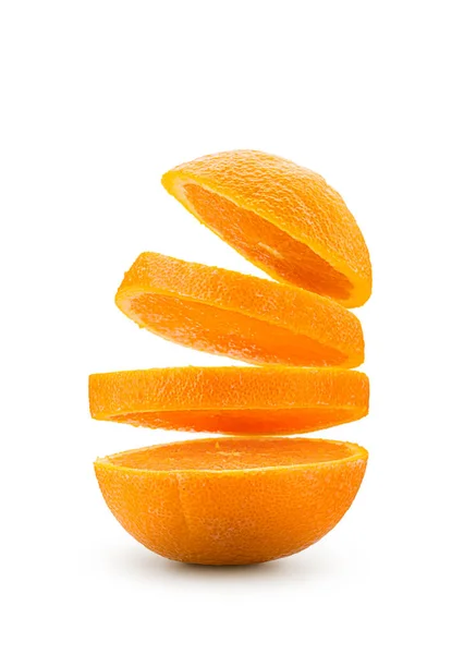 Oranje Fruit Gesneden Overlappende Delen Witte Achtergrond — Stockfoto