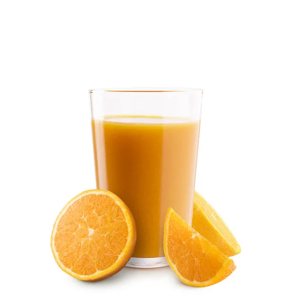 Verre Jus Orange Avec Des Tranches Orange Sur Fond Blanc — Photo
