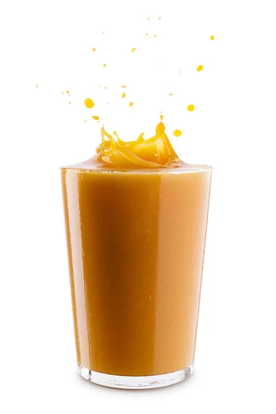 Glas Voller Orangensaft Mit Spritzer Auf Weißem Hintergrund — Stockfoto