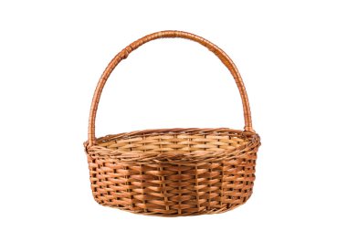 Saplı hasır ya da rattan sepet, beyaz arkaplanda izole..