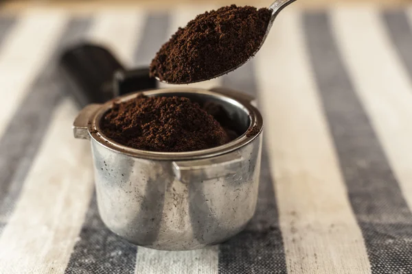 Löffel und Kaffee — Stockfoto