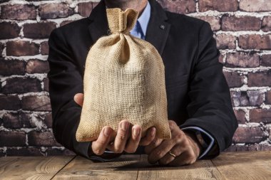 takım elbise ve para