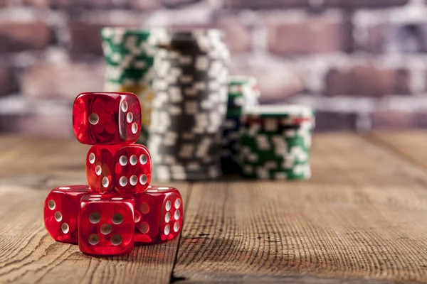 Dice And Chips on Table — Stock Photo, Image