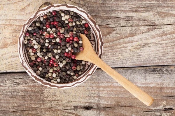 Schüssel und Löffel — Stockfoto