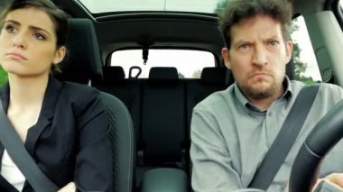 Arabaya günbatımı 4 k dans komik iş adamları