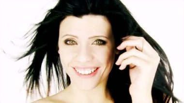 güzel uzun saçlı kadın