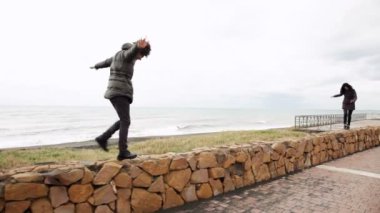 mutlu çift dalga geçmeyi