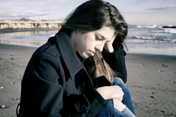 Jovem adolescente feminino — Fotografia de Stock