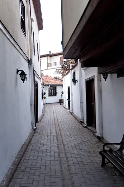 Старая улица в районе замка Анкара — стоковое фото
