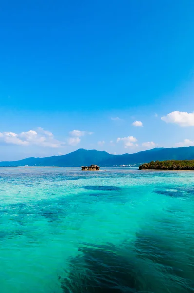 Muy Hermoso Mar Tropical Cristalino Agua Turquesa Arrecife Coral Kabira — Foto de Stock