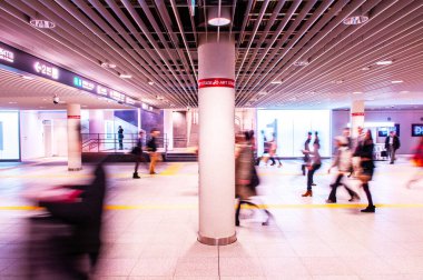 23 Kasım 2013 Sapporo, Hokkaido, JAPAN - Sapporo hareketli Kodori yeraltı alışveriş merkezi