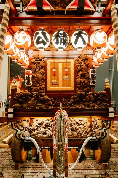 DEC 11, 2012 Katori, Chiba, JAPAN - Eski Japon şamandırası, Gion Matsuri, Sawara Grand festivali Yasaka Tapınağı 'nın Temmuz ve Ekim aylarında yılda iki kez düzenlediği