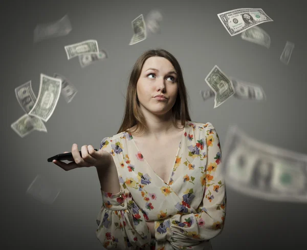Mladá žena a dolary — Stock fotografie