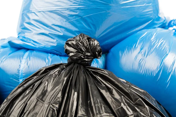 Sacchi della spazzatura neri e blu — Foto Stock