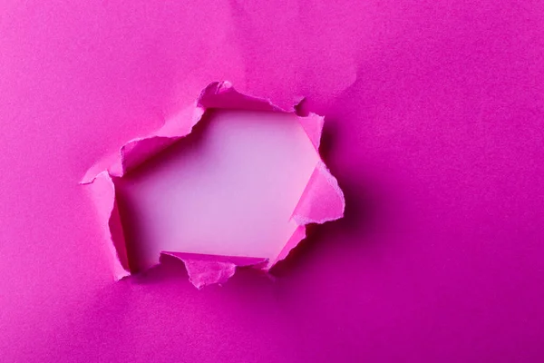 Papel Rasgado Espaço Para Cópia Folha Papel Rasgada Rosa Vívida — Fotografia de Stock