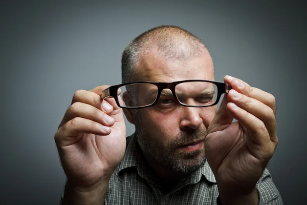 Homem com óculos — Fotografia de Stock