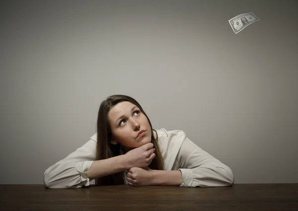 Ragazza in bianco e un dollaro . — Foto Stock