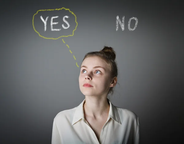 Young slim woman full of doubts and hesitation — Stock Photo, Image