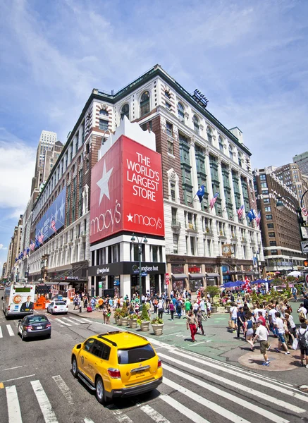 Herald Meydanı'nda ünlü Macy's mağazası — Stok fotoğraf