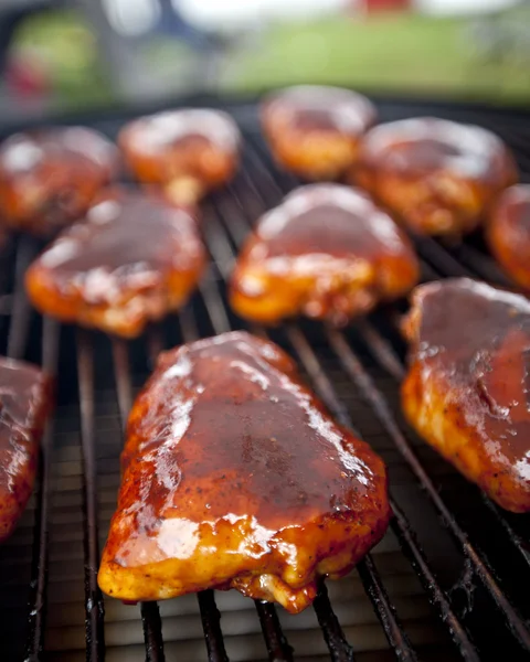 BBQ chicken thighs — Stock Photo, Image