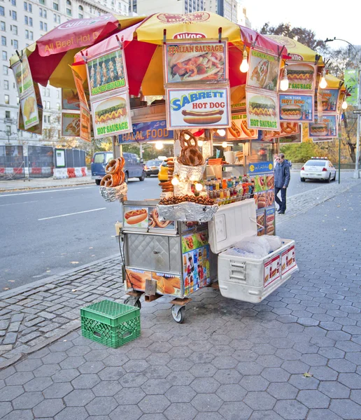 Venditore ambulante di cibo — Foto Stock