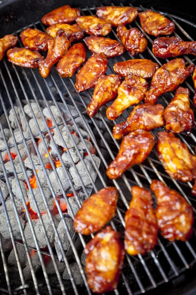 BBQ-kippenvleugeltjes — Stockfoto